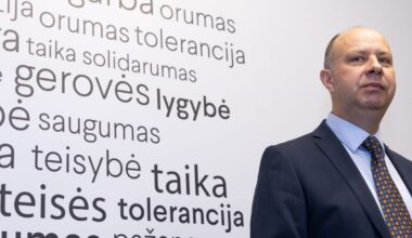 Veryga kritikuoja protestų dėl LRT organizatorius: politikams nebuvo leista pasisakyti - Respublika.lt