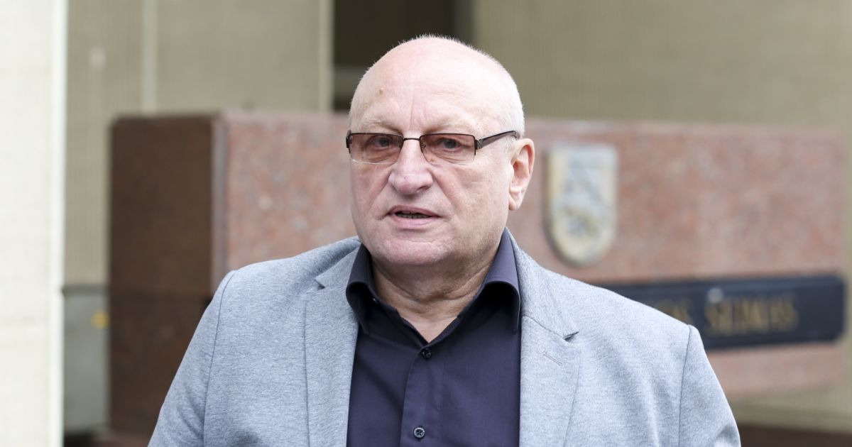 Algimantas RUSTEIKA: Grybų karas ir taika - Respublika.lt