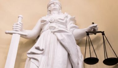 Chemijos mokslų daktarą už sutuoktinės nužudymą prašoma įkalinti daugiau ne 16 metų - Respublika.lt