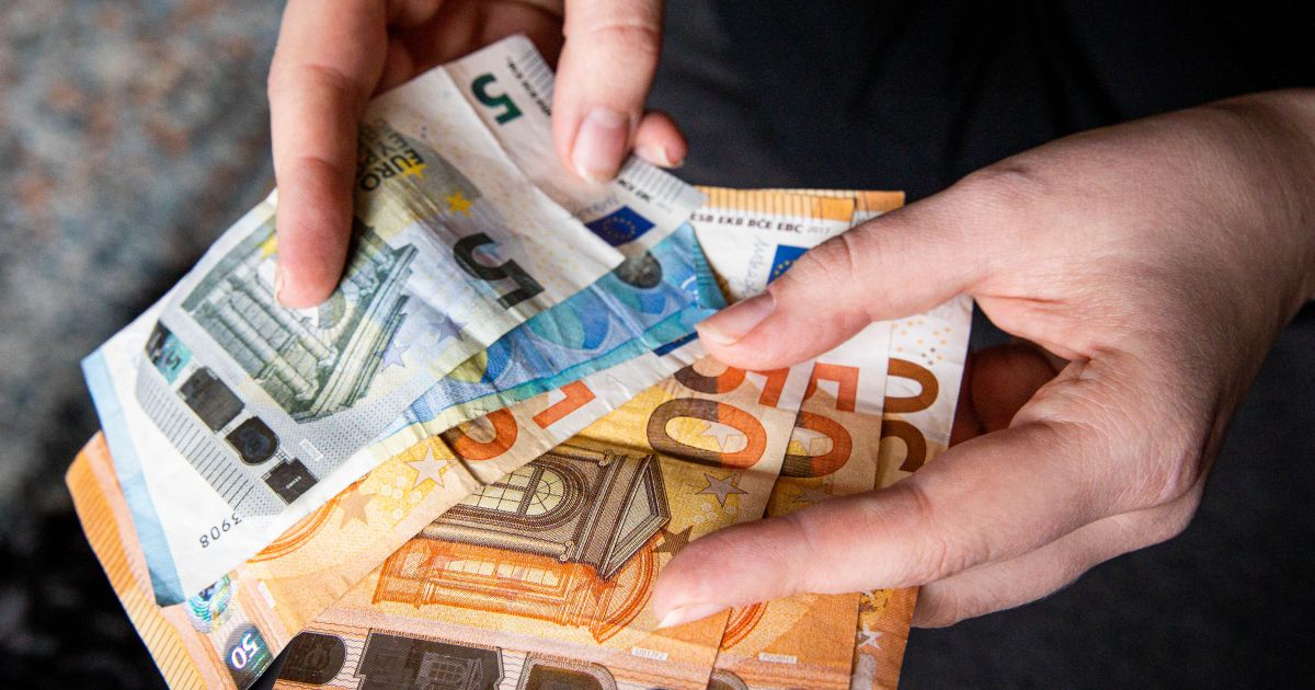 Pasidžiaukime - kai kam didės algos - Respublika.lt