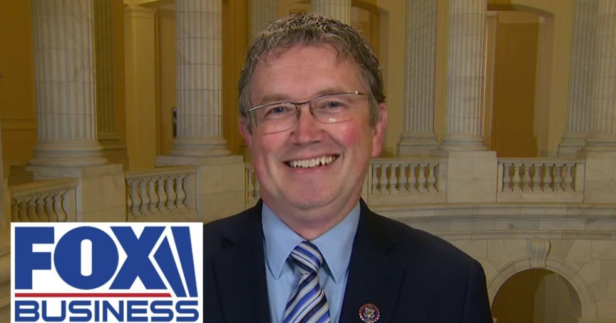 „Šaltojo karo reliktas": respublikonas Massie pateikė JAV išstojimo iš NATO įstatymo projektą - Respublika.lt