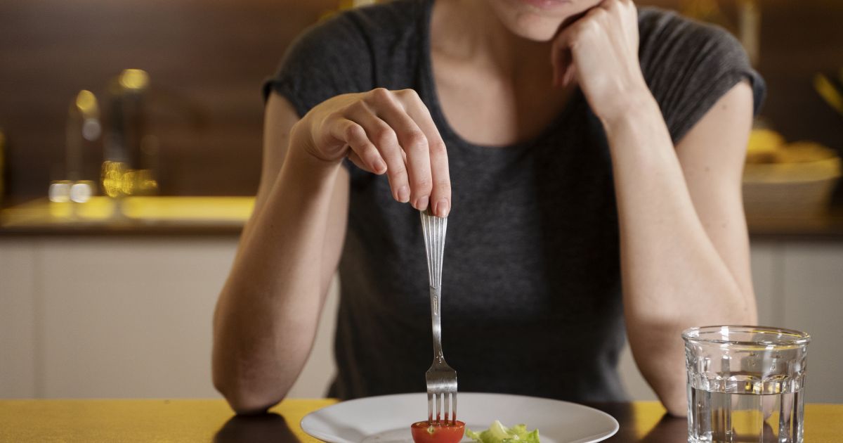 Gydytoja: daugybė žmonių pernelyg tiki maisto papildais ar žoliniais preparatais - Respublika.lt