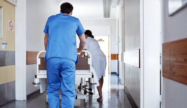 Slaugytojas kaltinamas bejėgių pacientų prievartavimu - Respublika.lt