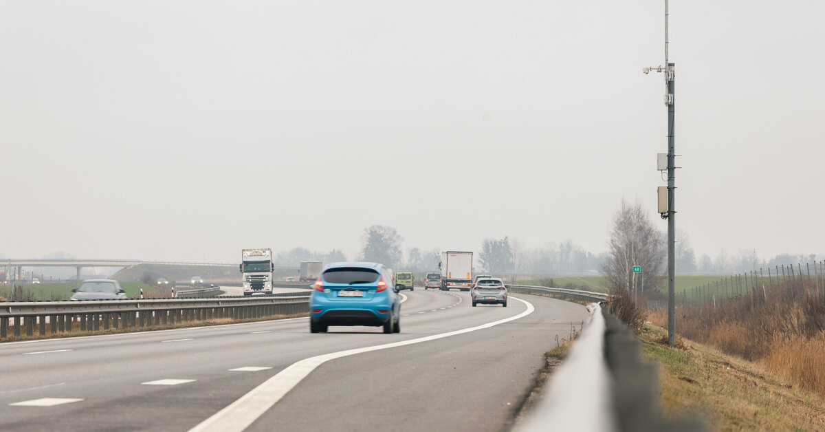 Automagistralėje pastebėjus tokį įrenginį ragina nenustebti: kokius duomenis jis renka? | Verslas