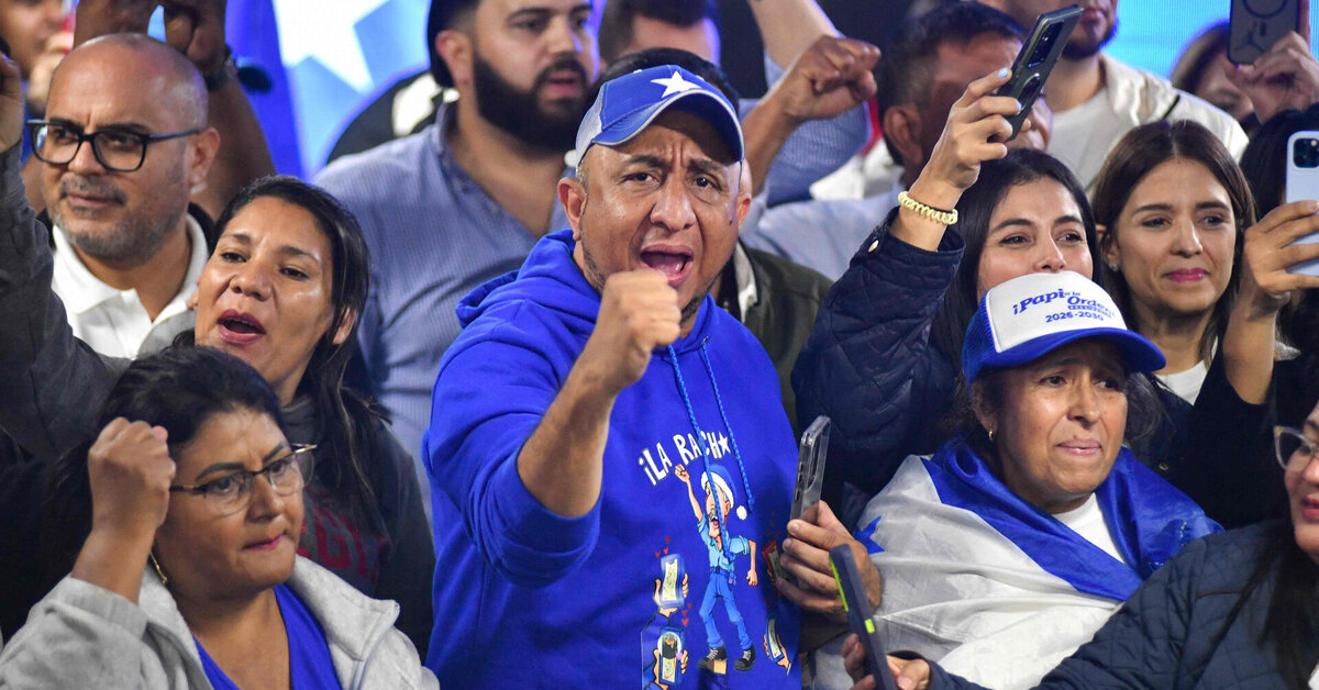 Hondūro prezidento rinkimų nugalėtoju paskelbtas Donaldo Trumpo remiamas Nasry Asfura