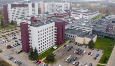 Santaros klinikų neurochirurgijos skyrius pildosi specialistais: „Įkalbinėti nereikia“