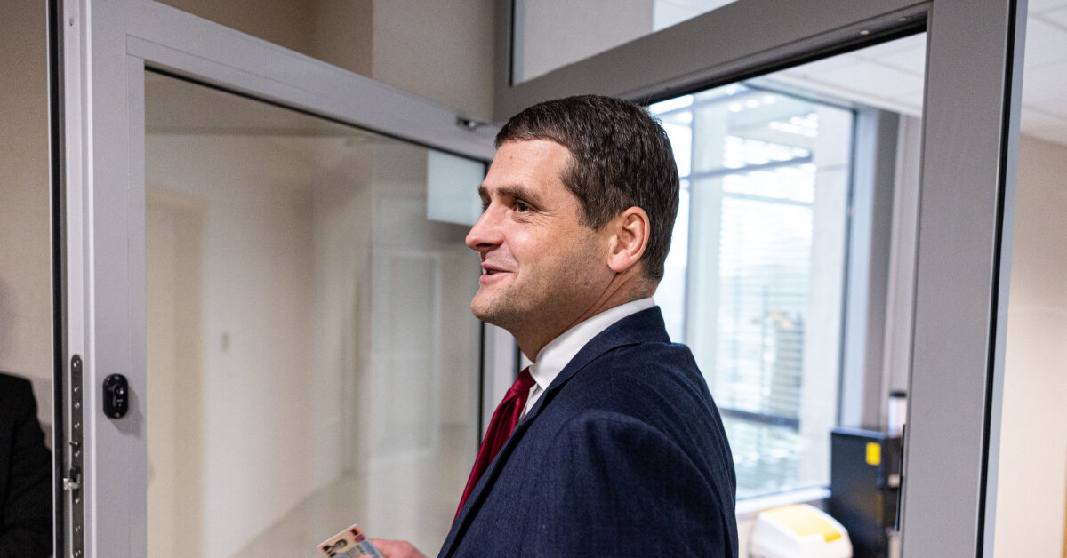 Teisėsauga dėl „aušriečių“ lyderio pasisakymų apie Arūną Gelūną tiria ir įtariamą šmeižtą