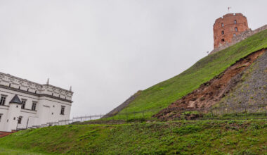 „Kerštas už protestus? – sumažinus finansavimą kultūros įstaigoms kentės ir Gedimino kalnas, ir regionai | Kultūra