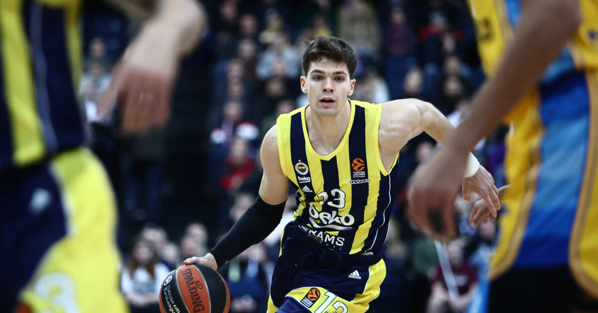 Pergalių kely išlikusi „Fenerbahče“ apkartino Laso debiutą Stambule - 15min.lt