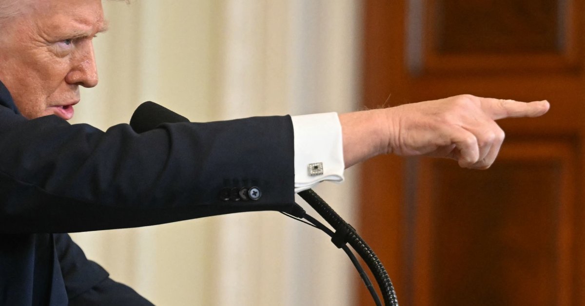 Naujas Trumpo smūgis Ukrainai: „Tai jau nebėra demokratija“