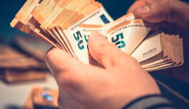 Lapkričio algų rekordas: didžiausią vidutinį atlyginimą mokėjo žemės ūkio įmonė