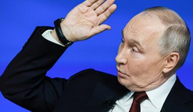 Karas Ukrainoje. Analitikai: kiek toli siekia Putino imperinės ambicijos?