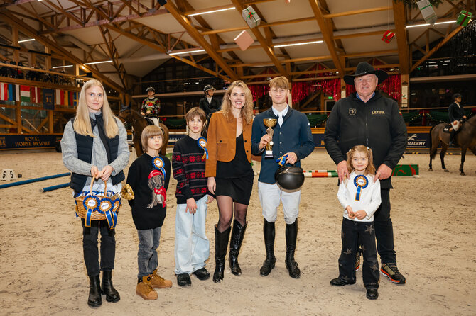 Žirgų konkūro akimirka