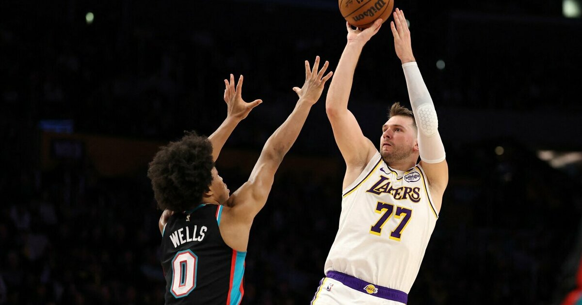 Dončičiaus tritaškiai nulėmė dramatišką „Lakers“ pergalę