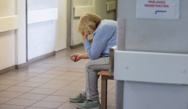 Vyras su 4 augliais smegenyse gydymo negauna