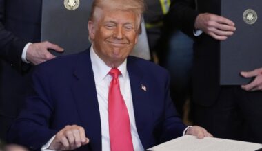 Trumpas padėkojo Iranui, kad nepakorė protestuotojų