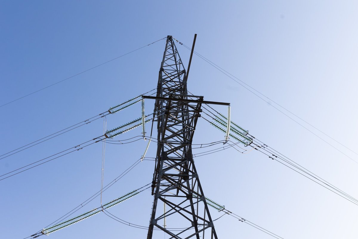 ES iš saulės ir vėjo pagaminta daugiau energijos nei iš iškastinio kuro