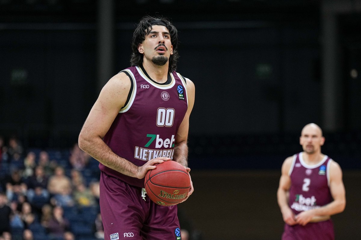 Lemiamame kėlinyje reikalus sutvarkiusi „Budučnost“ pratęsė „Lietkabelio“ vargus