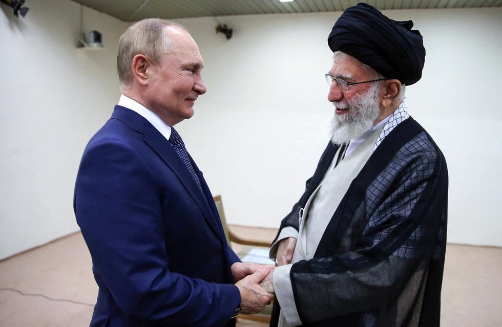 Vladimiras Putinas ir Ali Khamenei (nuotr. SCANPIX)