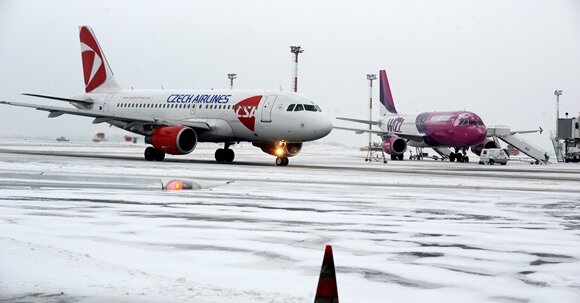 Vilniuje turėjęs tūpti lėktuvas to nepadarė: štai kodėl | Verslas