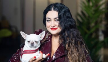 Gerbėjams trūksta žodžių: nauji Monikos Falcon kadrai įkaitino temperatūrą