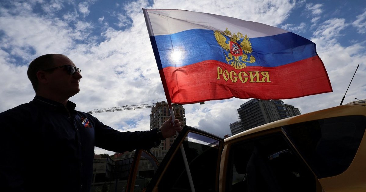 Rusai skundžiasi „atsidūrę spąstuose“, negali grįžti namo iš Ukrainos: bėdų pridarė pasibaigę pasai