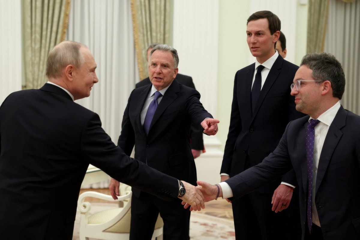 Ukrainiečiai sukrėsti dėl JAV pasiuntinio