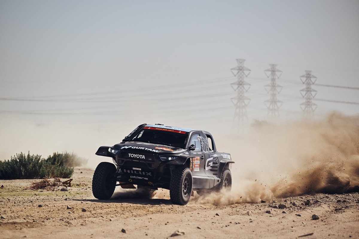 Dakaro ralis: Vanagas lenkia 2025-ųjų čempioną, Baciuška – ralio vilką Peterhanselį