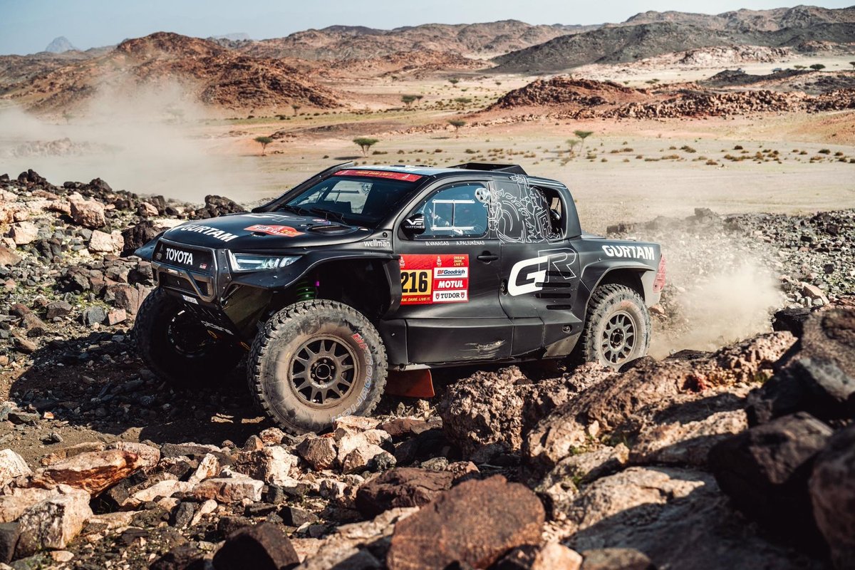 Dakaro ralis. Antrame etape Vanagas veržiasi į TOP20, Baciuška užleido pozicijas