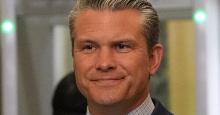 Pentagono vadovas: beveik 200 JAV karių įžengė į Karakasą, kad sulaikytų Nicolas Maduro