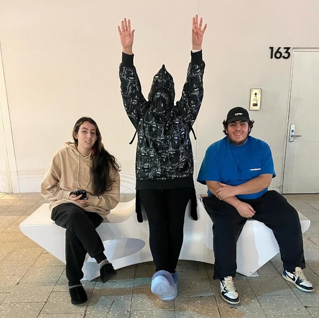 Victoria Ruffo su dvyniais (nuotr. Instagram)