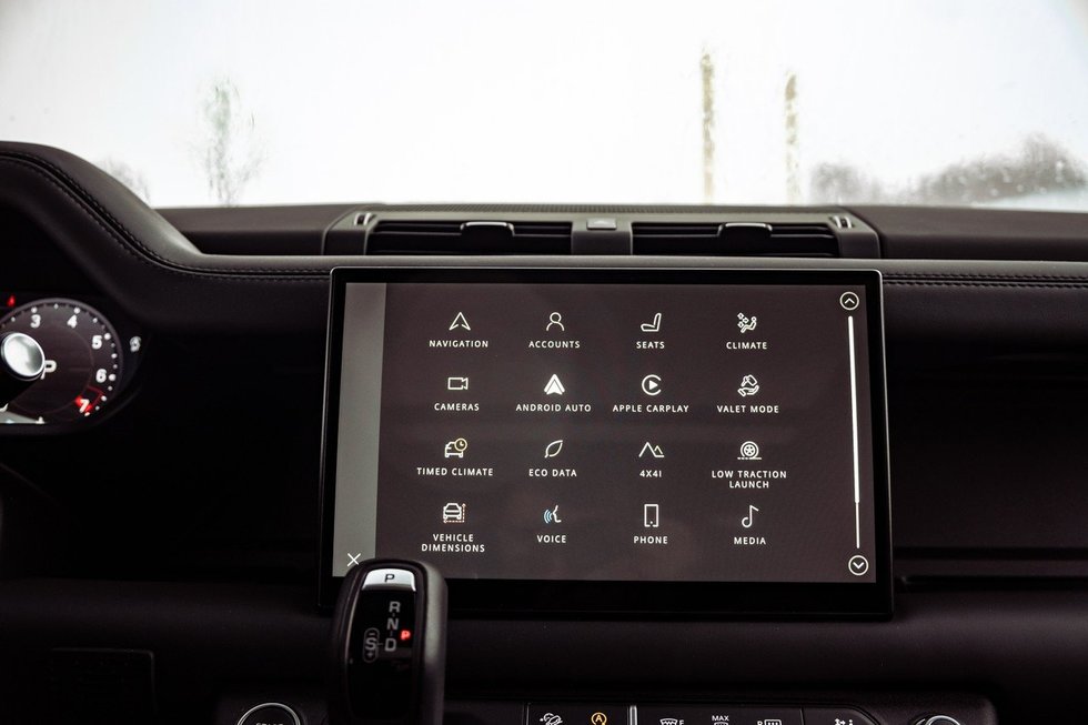 Land Rover Defender 130 (nuotr. Aivaras Grigelevičius)