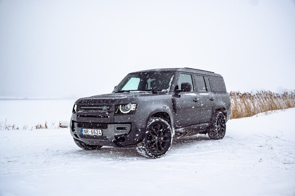 Land Rover Defender 130 (nuotr. Aivaras Grigelevičius)