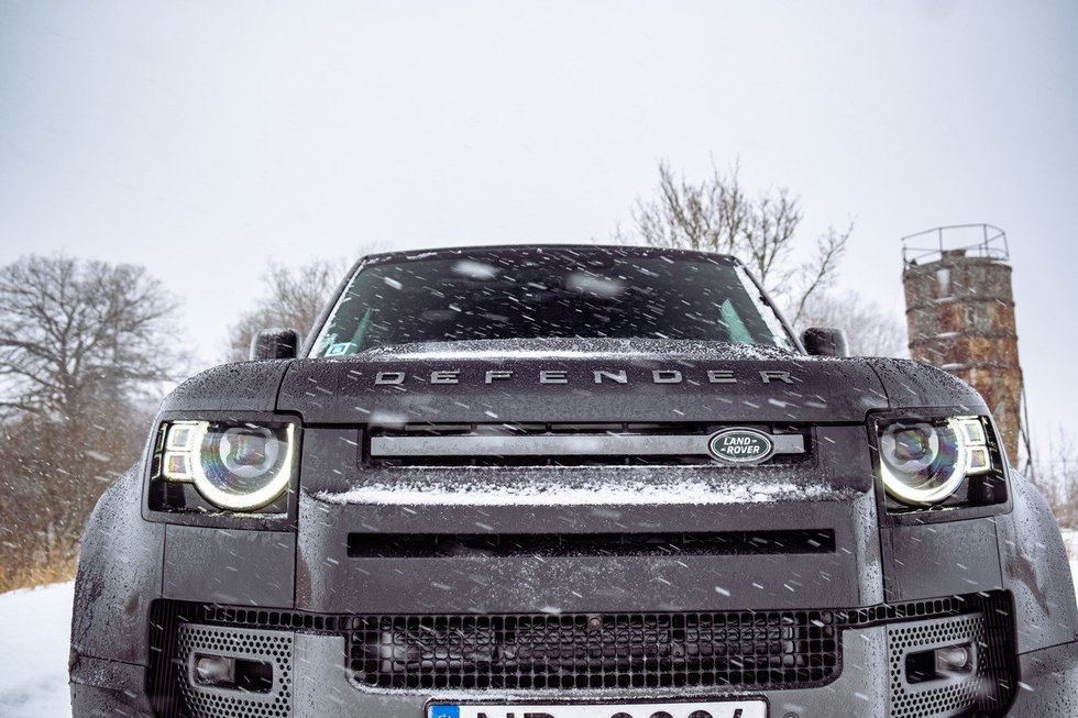 Land Rover Defender 130 (nuotr. Aivaras Grigelevičius)