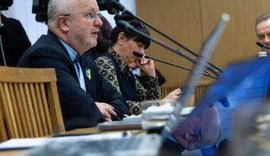 Olekas kritikuoja Žemaitaičio apsistumdymą su protestuotojais: Seimo nariai turėtų rodyti pavyzdį