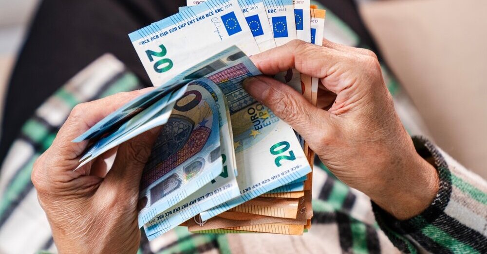 II pakopos lūžis: ką masiniai pasitraukimai reikštų pensijų anuitetams? | Verslas