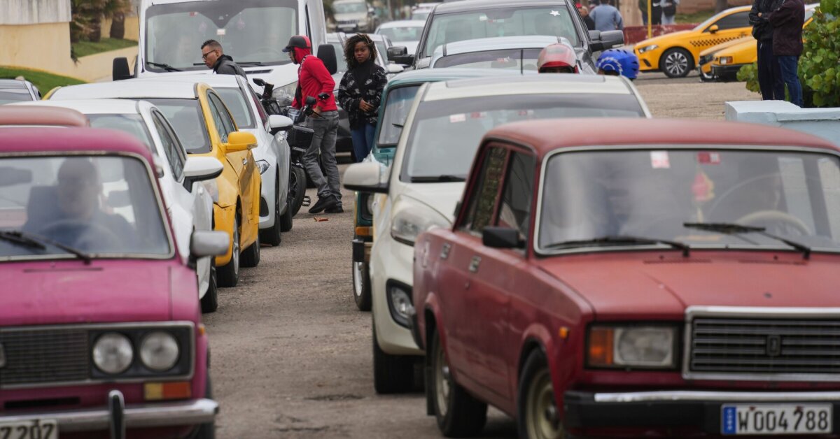 Donaldas Trumpas pagrasino dėl Kubos