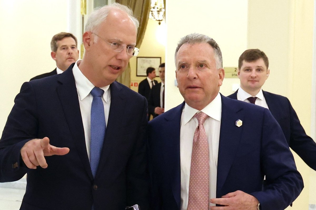 Paryžiuje pastebėtas Dmitrijevas priimtas JAV ambasadoje