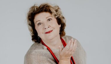 Larisa Kalpokaitė: „Ne kiekvienas sugeba įgyvendinti savo svajones“ – apie Joną Sakalauską ir kartų dialogą