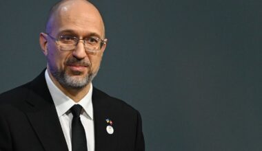 Du Ukrainos ministrai pateikė atsistatydinimo prašymus, tarp jų – Šmyhalis