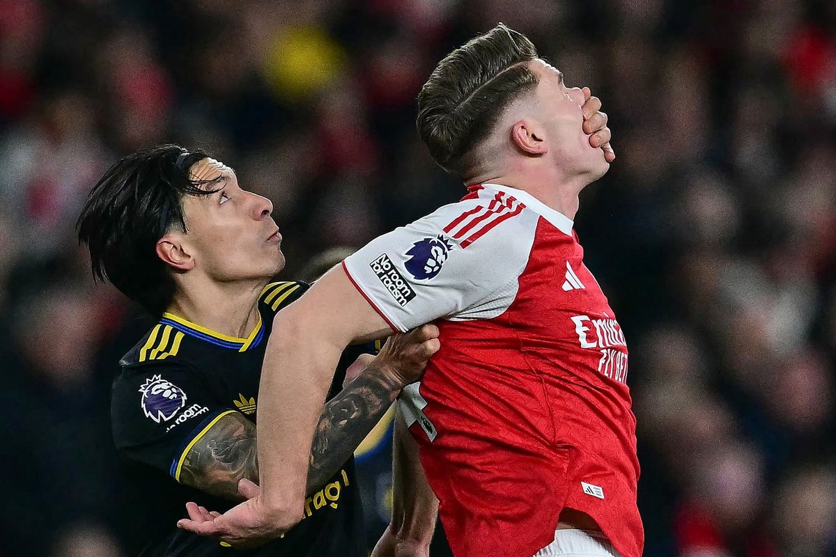 „Manchester United“ sudavė niuksą titulo besivaikančiam „Arsenal“ - Delfi