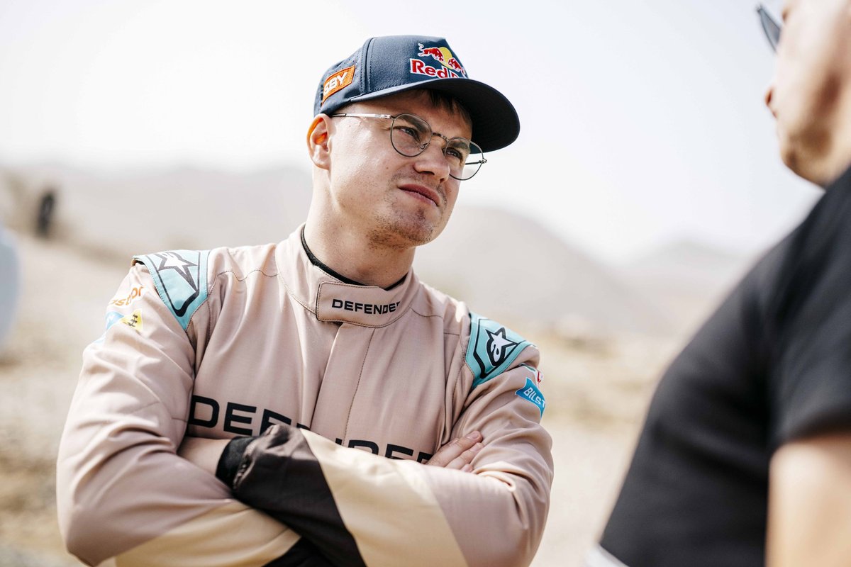 Trečiame Dakaro etape Baciuška antras – pirmą vietą nusinešė nesklandumai keičiant ratą