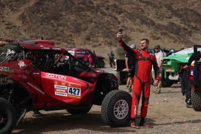 Izoton Sport komandos ekipažas Mindaugas Sidabras ir Ernestas Česokas