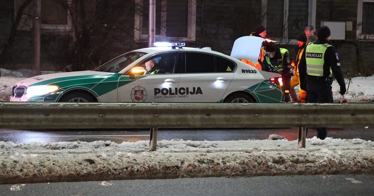 Magistralėje sustabdė vilkiko vairuotoją – beveik 3 promiles pripūtęs vyras bijo tik vieno