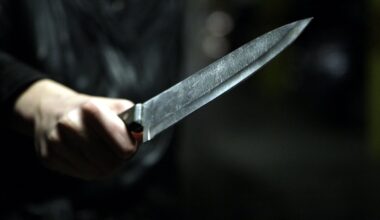 Ligoninėse atsidūrė keturi peiliu sužaloti žmonės