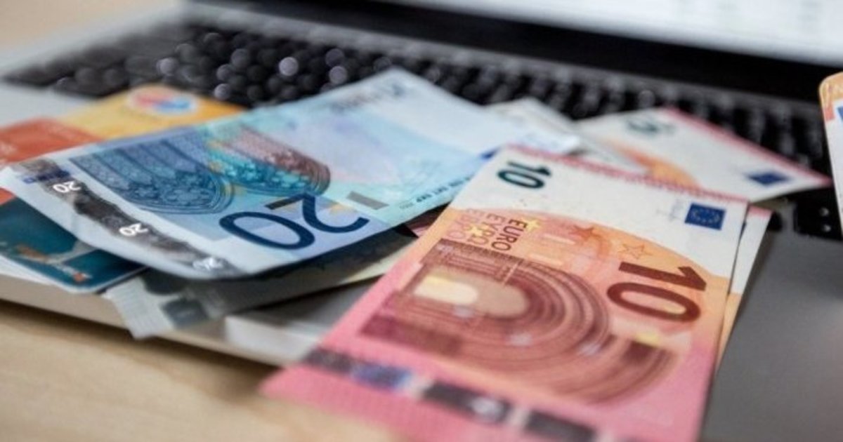 Iš dviejų vilniečių sukčiai išviliojo 20,6 tūkst. eurų