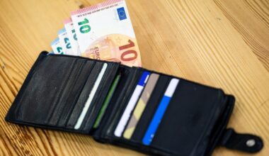 Kaip išvengti investicinių sukčių kabliuko?