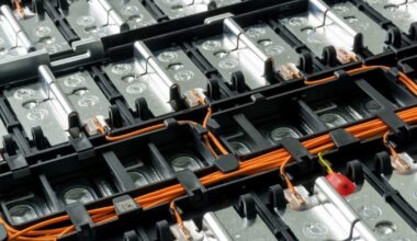 Elektromobilių gaisrai taps praeitimi? Inžinieriai rado būdą, kaip akimirksniu sustabdyti ugnį