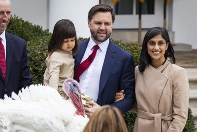 J. D. Vance'as su žmona Usha