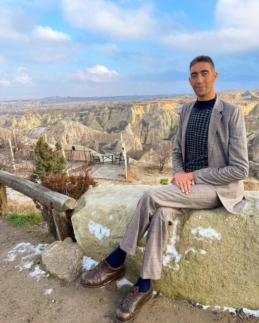 Aukščiausias pasaulio žmogus Sultanas Kosenas (nuotr. Instagram)